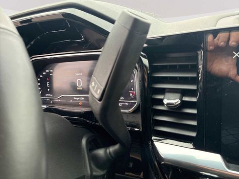 Certified 2024 GMC Sierra 1500 Elevation image 16