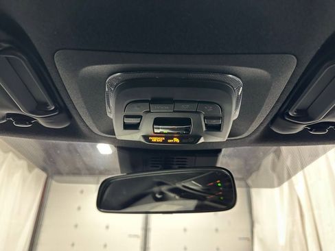 Used 2025 Toyota Corolla SE w/ SE Premium Package image 39