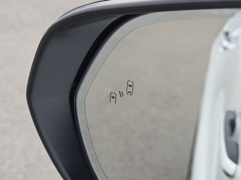 Certified 2025 Lexus RX 500h F Sport image 23