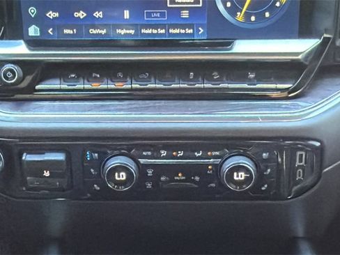 Used 2024 Chevrolet Silverado 1500 LTZ w/ LTZ Premium Texas Edition image 23