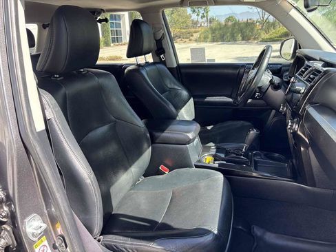 Used 2019 Toyota 4Runner Limited RWD image 18