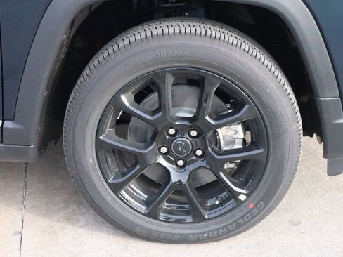 New 2026 Jeep Compass Latitude image 15