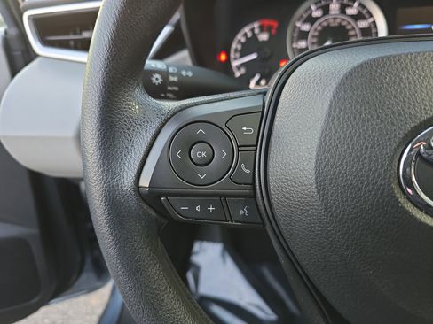 Used 2022 Toyota Corolla LE image 16