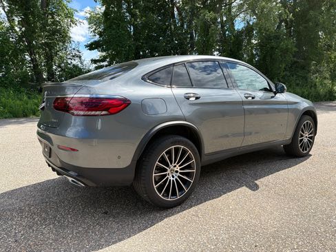 Used 2023 Mercedes-Benz GLC 300 4MATIC Coupe image 5