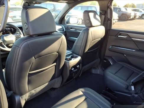 New 2026 GMC Acadia Elevation w/ Black Edition image 16