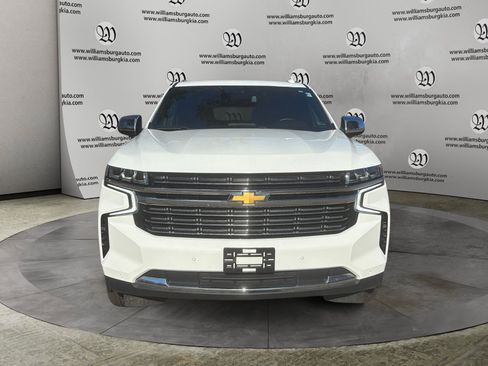 Used 2024 Chevrolet Tahoe Premier AWD/4WD image 8