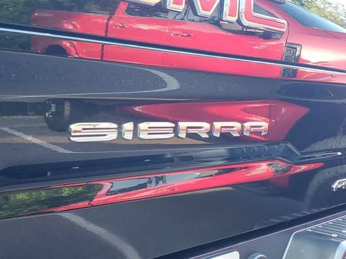 Used 2025 GMC Sierra 1500 AT4 w/ AT4 Premium Package AWD/4WD image 7