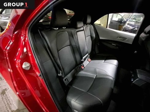 Used 2025 Toyota Corolla SE image 19