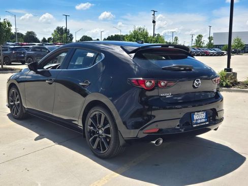 New 2026 MAZDA MAZDA3 Hatchback w/Premium Plus Pkg AWD/4WD image 12