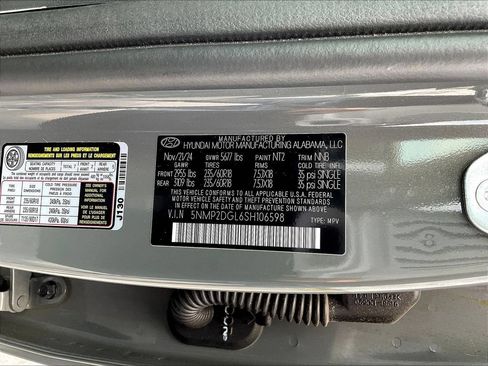 Certified 2025 Hyundai Santa Fe SEL AWD/4WD image 18