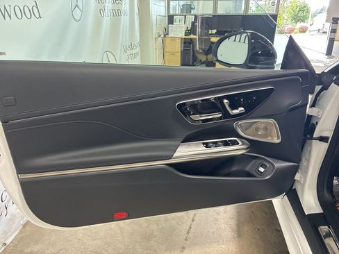 New 2026 Mercedes-Benz CLE 300 4MATIC Cabriolet image 8