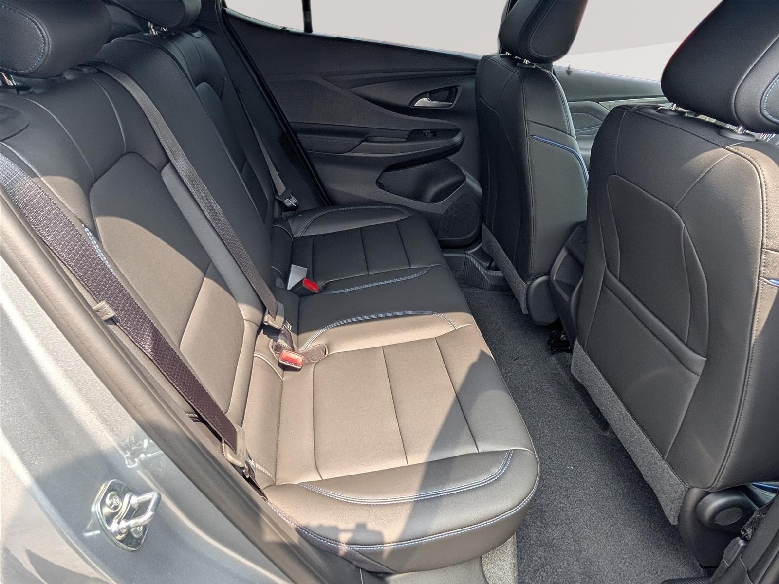 New 2026 Buick Envista Sport Touring w/ Convenience I Package FWD image 8