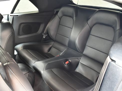 Used 2022 Ford Mustang Premium RWD image 23