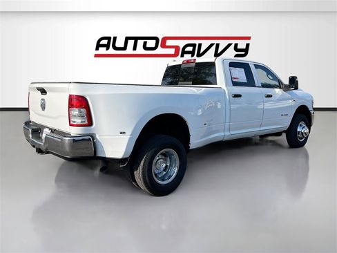 Used 2024 RAM 3500 Tradesman w/ Chrome Appearance Group image 7