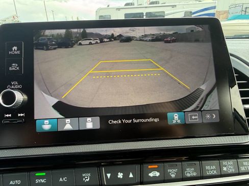 Used 2026 Honda Odyssey Elite image 43