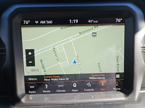 Used 2018 Jeep Wrangler Unlimited Sahara image 28