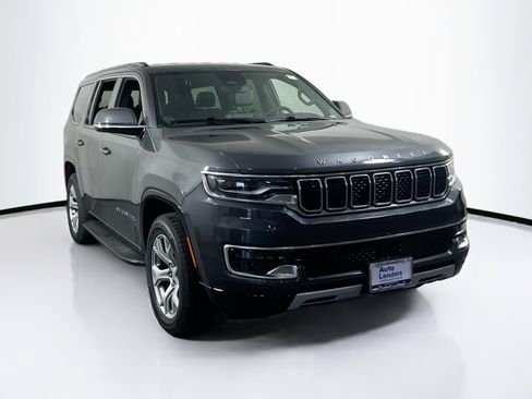 Used 2022 Jeep Wagoneer Series II image 3