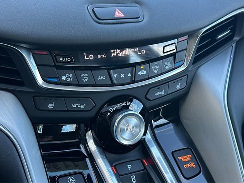 Certified 2025 Acura TLX w/ Technology Package image 25