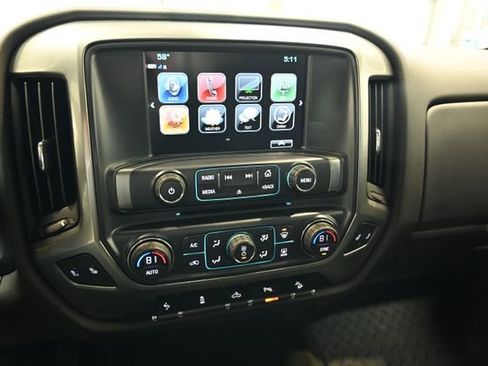 Used 2018 Chevrolet Silverado 1500 LT w/ All Star Edition AWD/4WD image 14