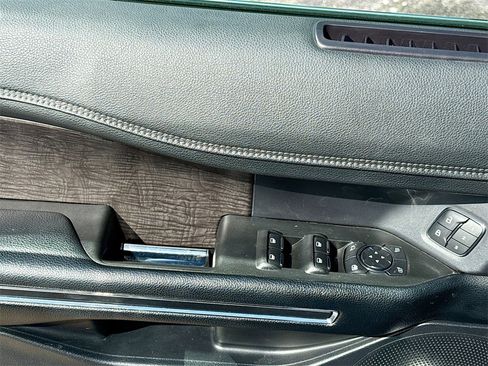 Used 2021 Ford Expedition Max Limited image 19