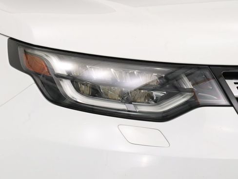 Used 2019 Land Rover Discovery HSE AWD/4WD image 9