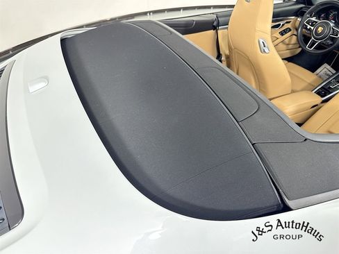 Used 2017 Porsche 911 Carrera image 35