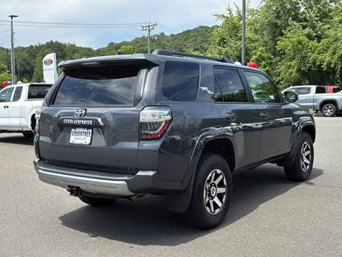 Used 2024 Toyota 4Runner TRD Off-Road AWD/4WD image 6