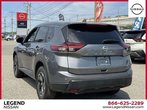 Used 2026 Nissan Rogue SV w/ SV Premium Package AWD/4WD image 5