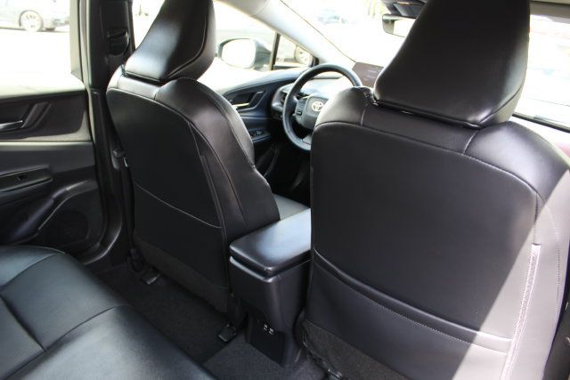 Certified 2023 Toyota Prius XLE FWD image 27
