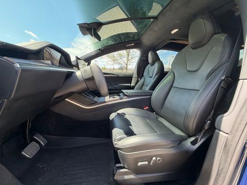 Used 2023 Tesla Model X image 26