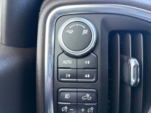 Used 2019 GMC Sierra 1500 SLT w/ X31 Off-Road Package AWD/4WD image 36