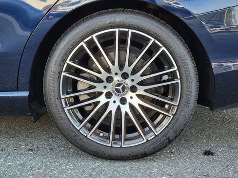 Used 2023 Mercedes-Benz C 300 4MATIC Sedan w/ Exclusive Trim Package image 15