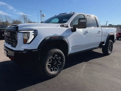 New 2026 GMC Sierra 2500 AT4X image 4