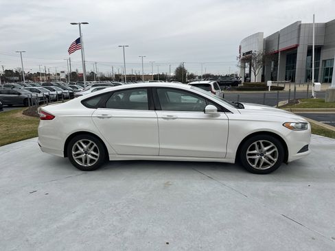 Used 2013 Ford Fusion SE image 11