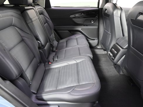 New 2026 Lincoln Nautilus Reserve w/ Jet Appearance Package image 18