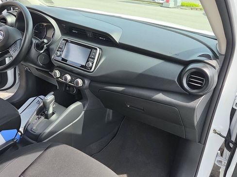Used 2025 Nissan Kicks Play S FWD image 16