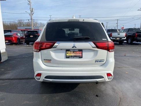 Used 2018 Mitsubishi Outlander GT image 4