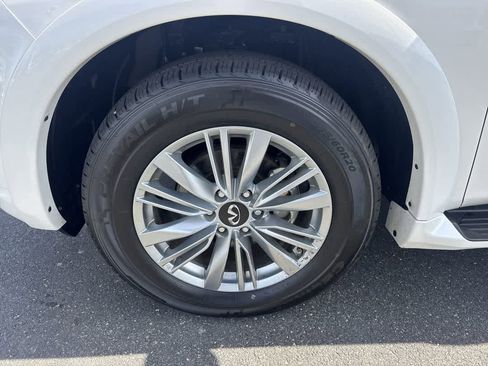 Used 2024 INFINITI QX80 Luxe image 10
