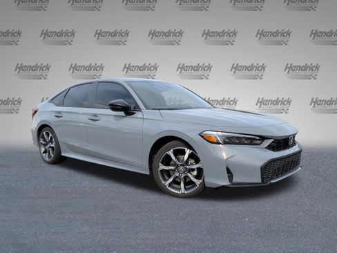Used 2025 Honda Civic Sport Touring image 2