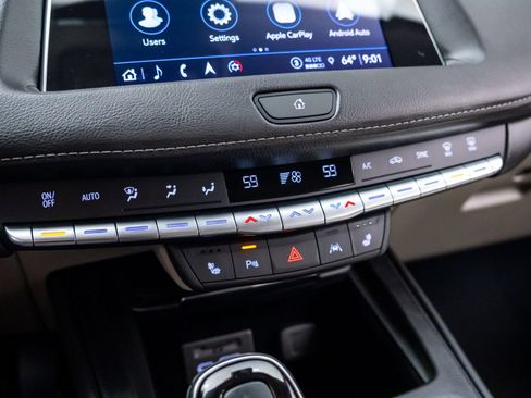 Certified 2022 Cadillac XT4 Luxury w/ Cold Weather Package AWD/4WD image 27