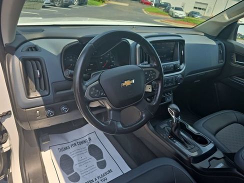 Used 2022 Chevrolet Colorado Z71 AWD/4WD image 15