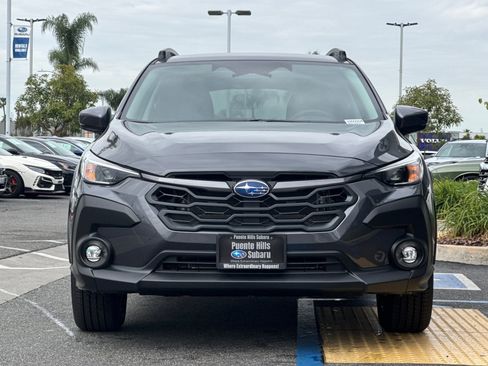 Used 2026 Subaru Crosstrek 2.5i Premium AWD/4WD image 9