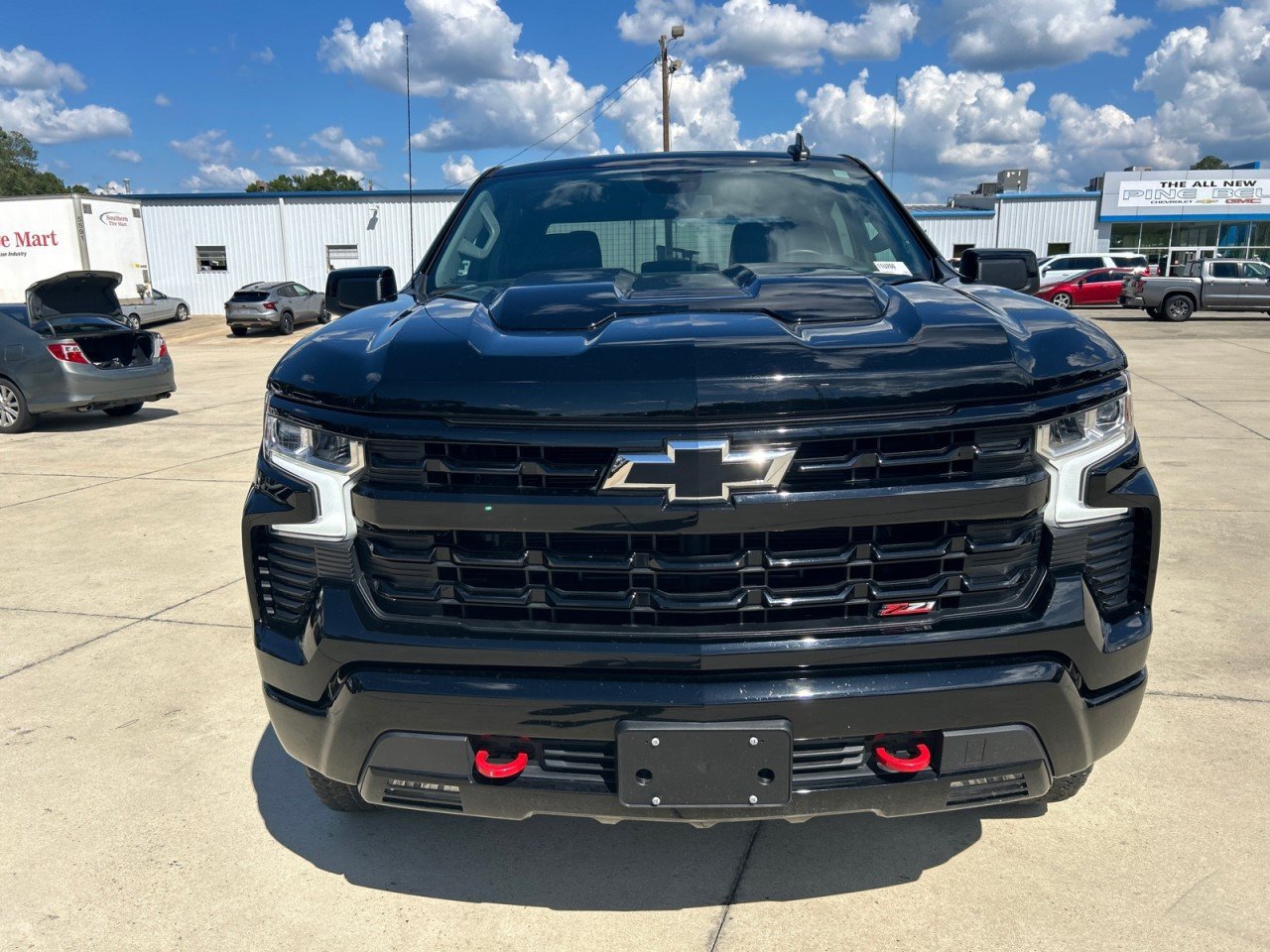 Used 2023 Chevrolet Silverado 1500 LT Trail Boss AWD/4WD image 5