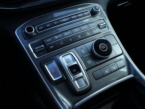 Used 2023 Hyundai Santa Fe SEL image 14