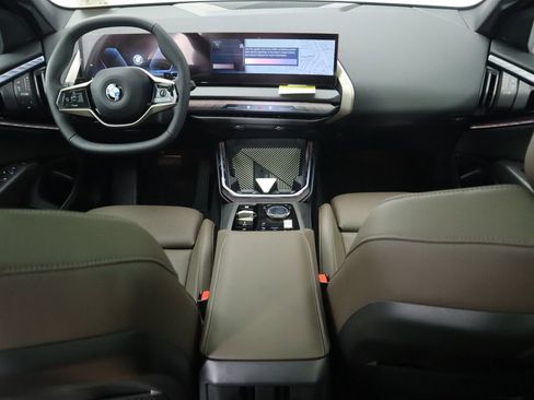 Used 2025 BMW X3 xDrive30i w/ Convenience Package image 14