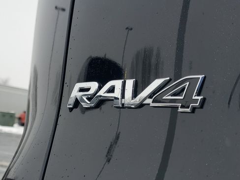 New 2025 Toyota RAV4 XLE image 8