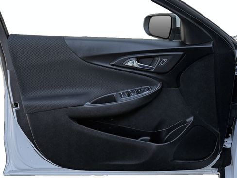 Used 2023 Chevrolet Malibu LT w/ Driver Confidence Package FWD image 14