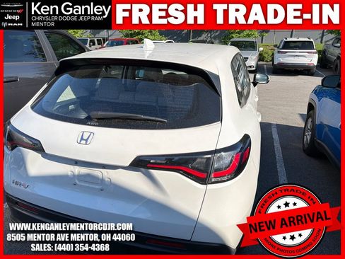 Used 2023 Honda HR-V LX image 10