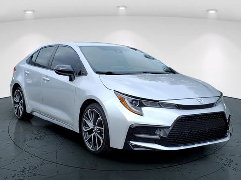 Used 2022 Toyota Corolla SE FWD image 1