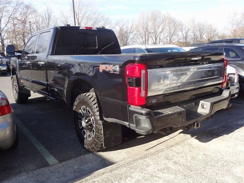 Used 2024 Ford F350 Platinum image 4